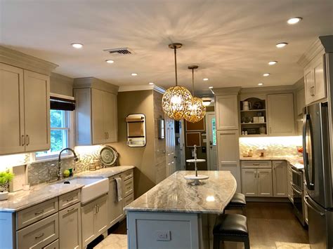 In addition to top kitchen brands like ultracraft, showplace and bauformat. Galleries of Lakeville Kitchen & Bath projects and ...