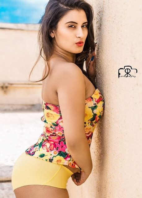 Hot Desi Model Latest Photoshoot Pics Actress Doodles