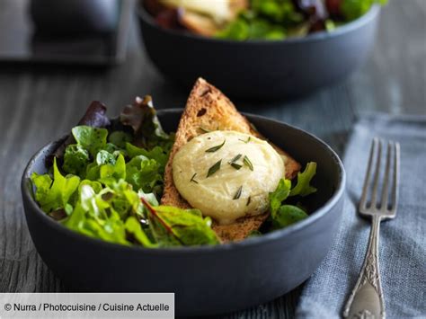 Salade et toast au crottin de chèvre chaud facile et rapide découvrez