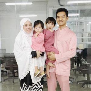 Fashionvalet and duck group founder datin vivy sofinas yusof has sued a netizen for defamation over comments on the. Biodata Penuh Vivy Sofinas Yusof, Pengasas FashionValet ...