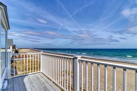 Oceanfront Condo W Beautiful Views Balcony And Direct Beach Access