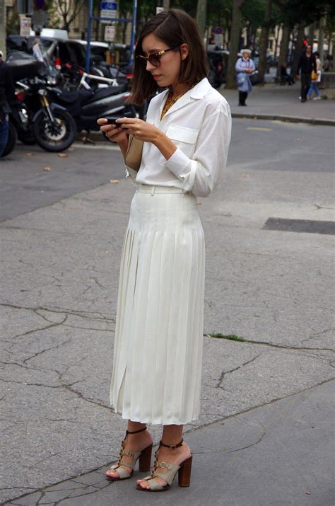 9 Foolproof Ways To Wear Your White Shirt White Shirt Outfits White