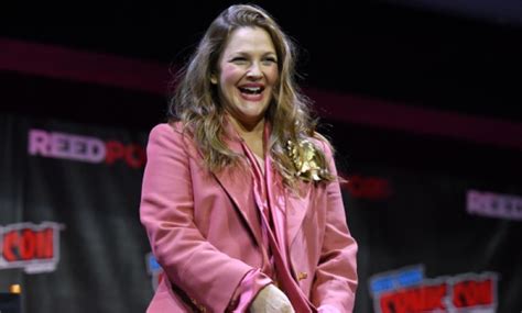 Drew Barrymore Admits She Thought Et Was Real As A Kid And Loved