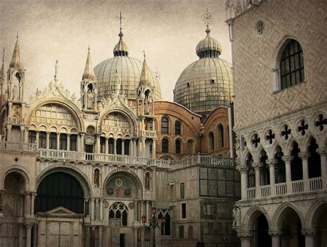 Venezia La Basilica Di San Marco E Il Palazzo Ducale Most Romantic