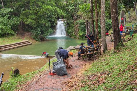 See more of ceas atv outdoor tasik puteri,bukit besi on facebook. HELANG RECREATION CLUB TRG: GOTONG ROYONG BERSIH TASIK ...