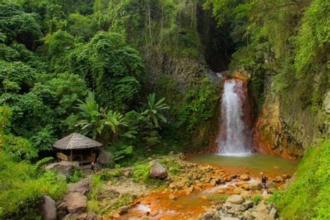An All Inclusive Guide To The Pulang Bato Falls The Red Rock