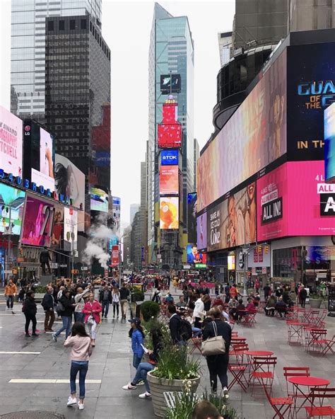 O Que é A Times Square Em Nova York Nova York E Você