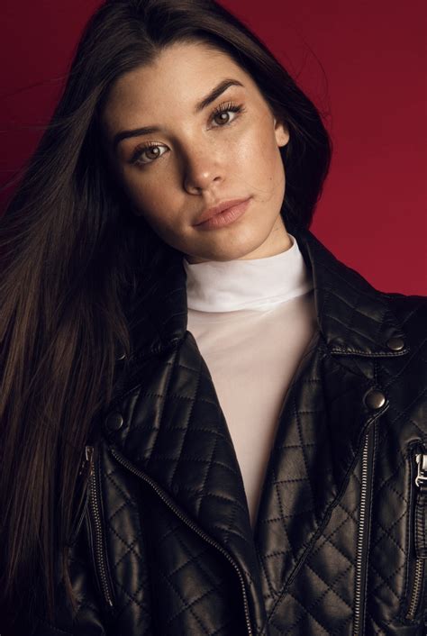 Model Gracie Phillips Talks About Her Love For Modeling In Her First