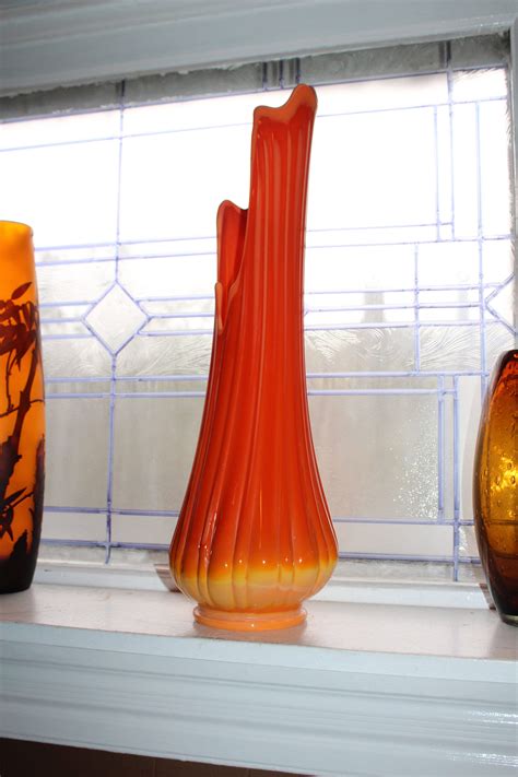 Large Orange Glass Vase 2075 Vintage Mid Century Modern Swung Glass