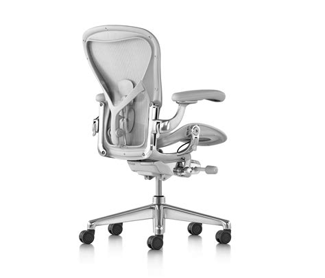 So, i bought the aeron chair. AERON CHAIR - Office chairs from Herman Miller | Architonic