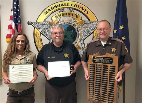 Marshall County Sheriff Honors Dispatchers Hite And Budd With Life