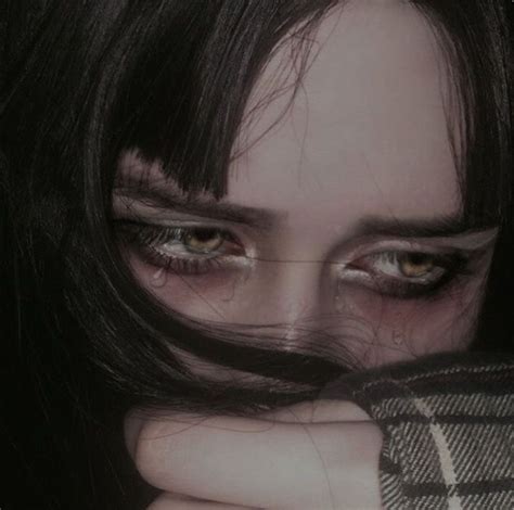 Girl Crying Dark Aesthetic