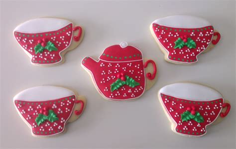 Todo el poste sobre la mesa y sólo entonces proceder a la preparación de la prueba. Galletas decoradas juego de té navideño - Paperblog