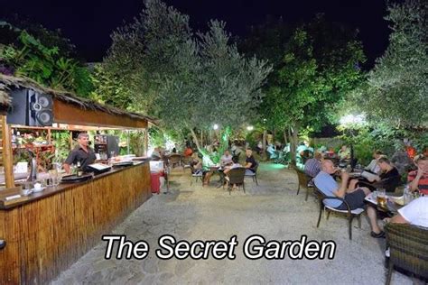 Aroma Cafe And Secret Garden Mijas Pueblo En Mijas