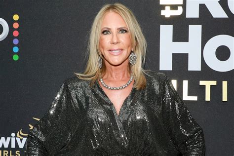 vicki gunvalson sets the record straight about this rhoc rumor parade