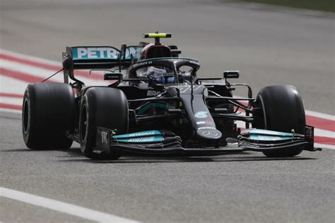 Nella spettacolare baku, verstappen fora e lascia la vittoria al compagno perez, mentre hamilton sbaglia e finisce 15°! F1 2021 Test Bahrain Sessione 2 Classifica Finale - Bottas ...