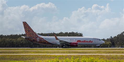 The name malindo is derived from the names malaysia and indonesia, and signifies a cooperative pact between the two countries. Malindo Air Boeing 737-8GP | 9M-LCG taking off from ...