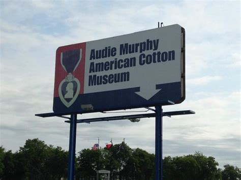 A portrait of Audie Murphy - Picture of Audie Murphy/American Cotton