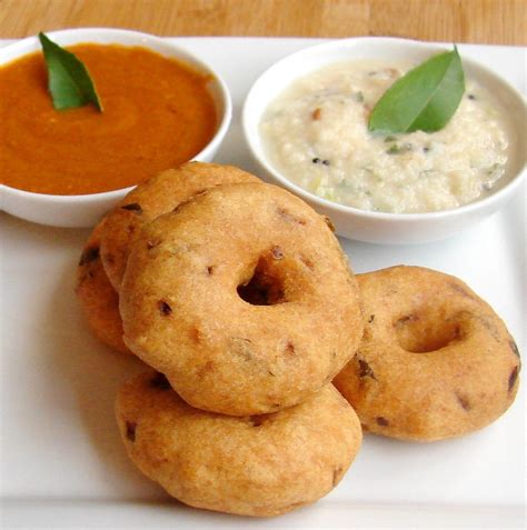 How To Make Perfectly Shaped And Crispy Medu Vada Best Travel
