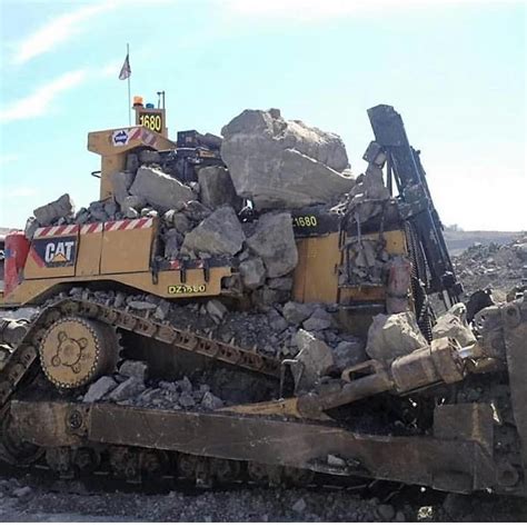 In east peoria, illinois, and mainly used in the mining industry. Cat D11 Dozer Price - Animal Friends