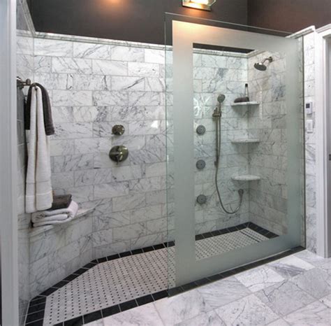 If you're intrigued by this concept, read on and learn how you can implement this bathing option into your very own home. Doorless Shower Designs | Home Design Tips and Guides