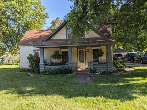 Browse photos, see new properties, get open house info, and research neighborhoods on trulia. Perry Real Estate - Perry KS Homes For Sale | Zillow