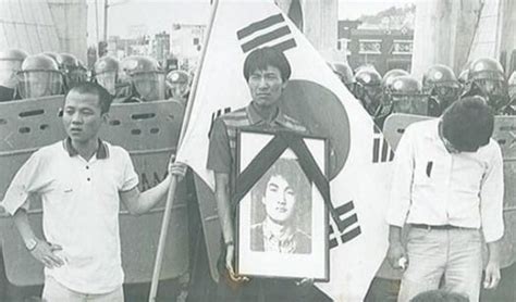 586을 꼰대화하고 기득권 취급 하려는 건 지속적으로 전대갈쪽이었습니다. 안내상 우현 민주화운동 참여 - BERELEHOF
