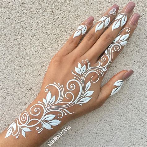 Flower Vine Henna White Henna Designs Henna Tattoo Designs Hand Henna Tattoo Designs