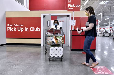 BJ's Wholesale Club, Inc. | BJ's Wholesale Club Adds Contactless Shopping Option with Launch of ...