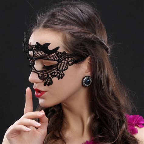 2020 Halloween Sexy Masquerade Masks Black Lace Masks Venetian Half