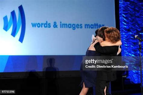 Meredith Vieira And Joy Behar Onstage At The 21st Annual Glaad Media News Photo Getty Images