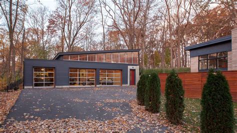 Vintage Modern Garage Haus Architecture For Modern Lifestyles