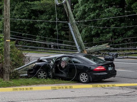 Car Splits Utility Pole Driver Flees On Foot From Crash Merrimack