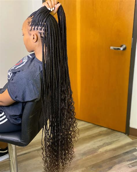 Additionally, knotless box braids don't require a high pain tolerance like many other protective braided styles do. HOUSTON BRAIDER on Instagram: "Book this style under small ...