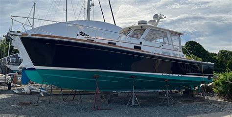 2002 Grand Banks Eastbay 38 Hx Downeast For Sale Yachtworld