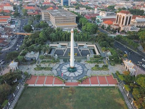 Tugu Pahlawan Surabaya Monumen Sarat Sejarah Perjuangan Trenasia