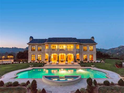 Beverly Hills Mansion With A Scandalous Ponzi Scheme Past Lists For 37
