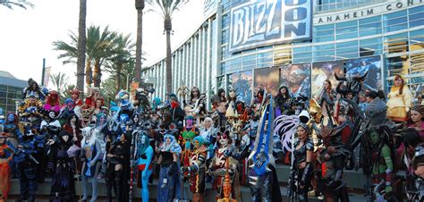 Blizzcon is an annual gaming convention held by blizzard entertainment to promote its major franchises including warcraft, starcraft, diablo, hearthstone, heroes of the storm, and overwatch. Blizzard anuncia as datas da BlizzCon 2018 - Xbox Power