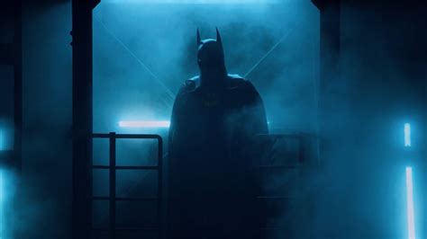 Michael Keaton As Batman In The Flash Wallpaperhd Movies Wallpapers4k