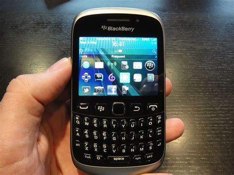 Blackberry Curve 9320 Mobile Phone Review Itproportal