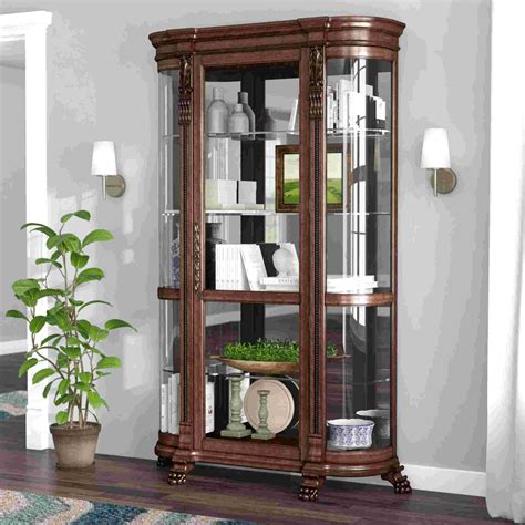 While curio cabinets and china cabinets have much in common, they are intended for slightly different storage purposes. Curio Cabinet for sale in UK | 32 used Curio Cabinets