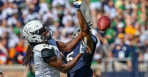 The notre dame fighting irish will play unlv in football in 2022. Notre Dame On High Alert For 'Jump Ball Football'