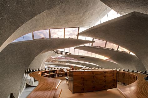 A Sublime Example Of Organic Architecture In Joshua Tree