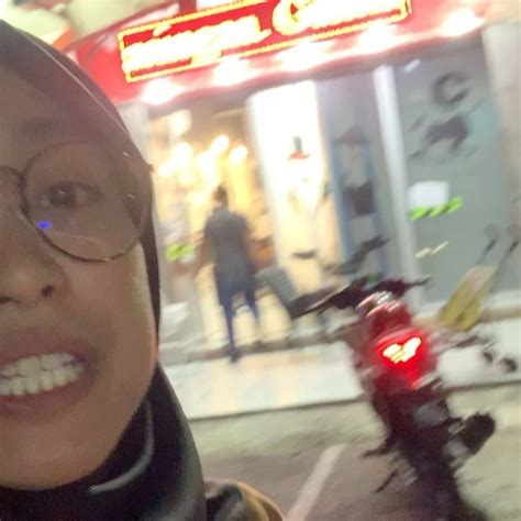 Kedai gunting rambut muslimah gong badak. Barber Shop & Salon Muslimah di Masjid Tanah - Hair Salon ...