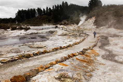 New Zealand Hells Gate Geothermal Pools And Mud Spa Nomadic Fare • Female Travel And Lifestyle Blog