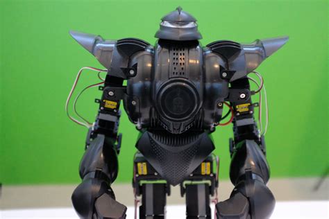 This 1600 Fighting Robot Toy Kicks Serious Butt Techcrunch