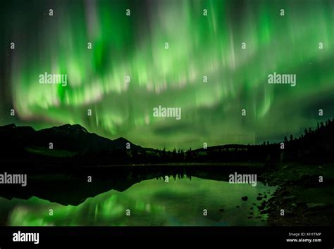 Jasper National Park Night Sky Hi Res Stock Photography And Images Alamy