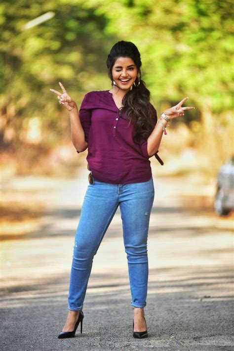 Actress Anupamaparameshwaran Latest Hd Images Eclipse Stylish Girls Photos Girl Poses
