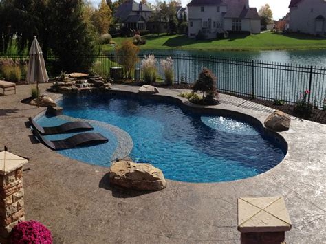 Fiberglass Swimming Pools Beach Entry