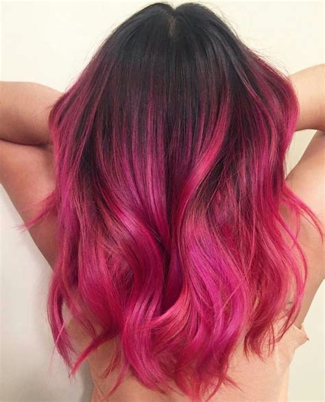 Pin By 𝐎𝐥𝐢𝐯𝐢𝐚 𝐬𝐚𝐯𝐢𝐝𝐠𝐞 🤍 On Dyed Hair Hair Color Pink Hair Styles